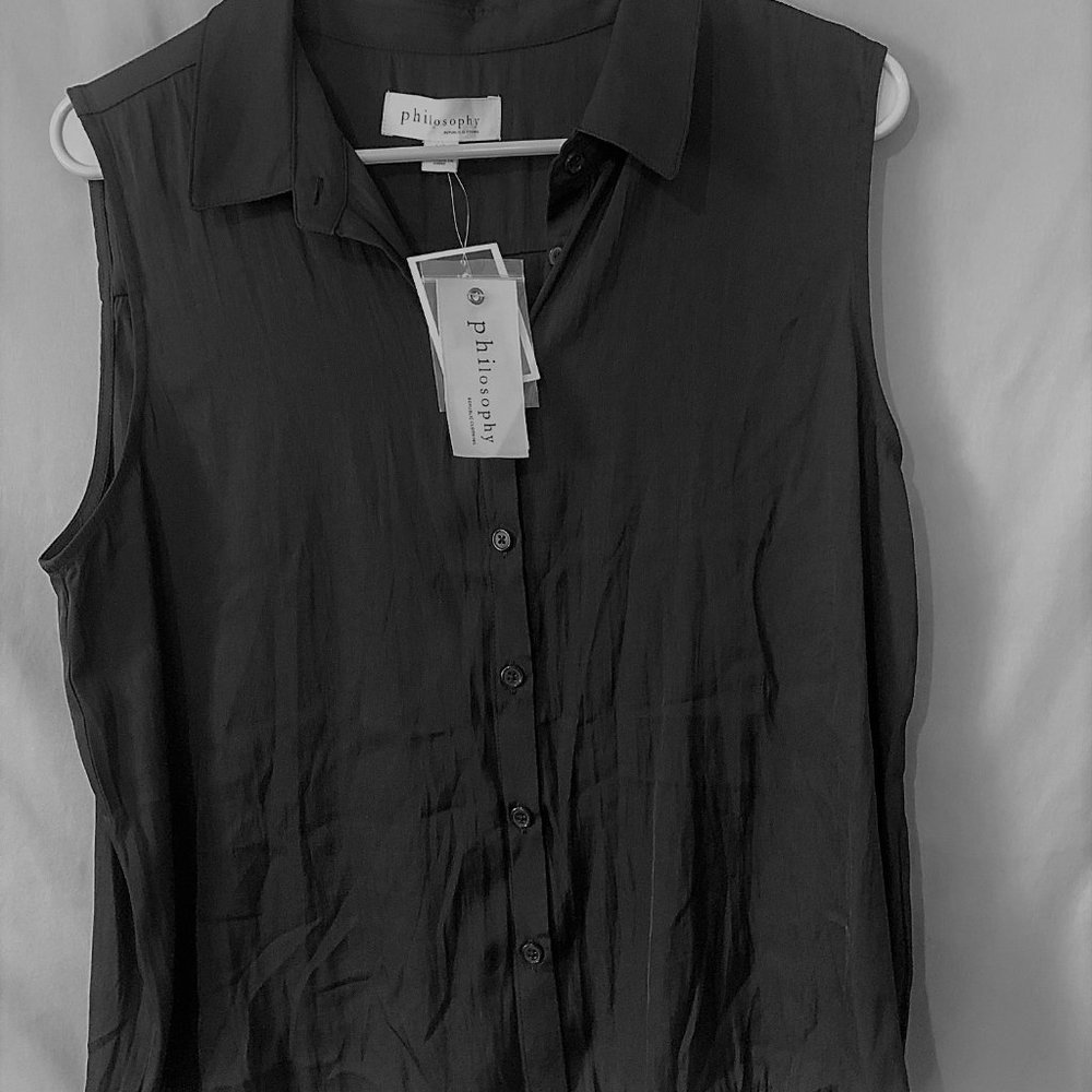 WOMANS BLACK BLOUSE NEW VERY SILKY